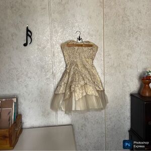 Short-length Floral Dress